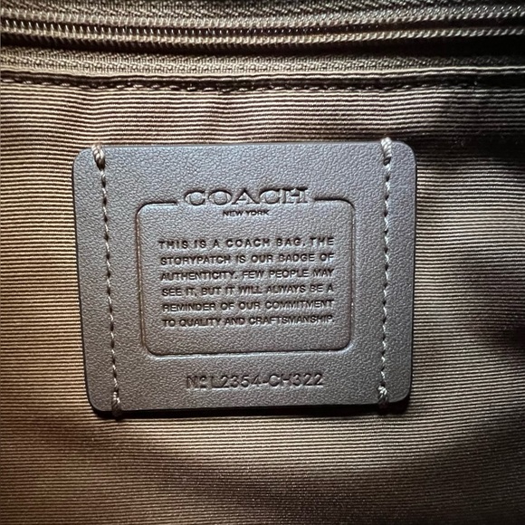 COACH ROWAN SATCHEL BAG WITH SIGNATURE CANVAS STRAP 💛 - Picture 16 of 16